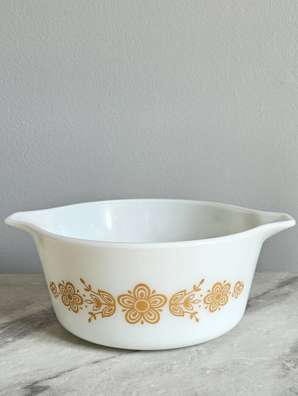 Vintage Pyrex Butterfly Gold 474-B Casserole Dish 1.5 Qt Bowl No Lid